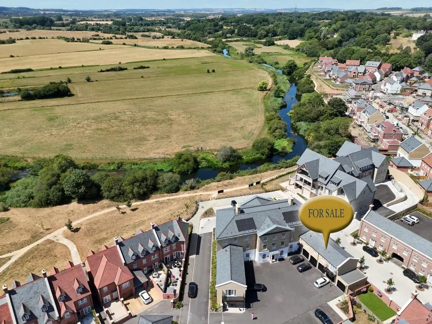 2 bed house for sale, Lewis Way, Wimborne, BH21