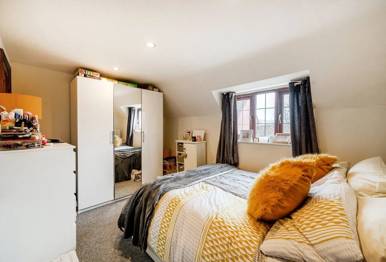 Chapman Way, Hatherley, GL51 3NE, photo 4