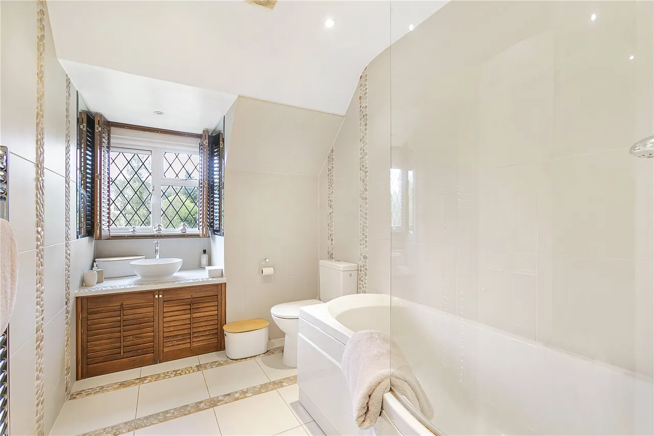 Beech Hill Avenue, Hadley Wood, EN4 0LN, photo 20