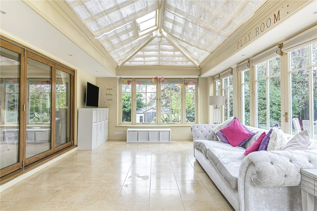 Beech Hill Avenue, Hadley Wood, EN4 0LN, photo 7