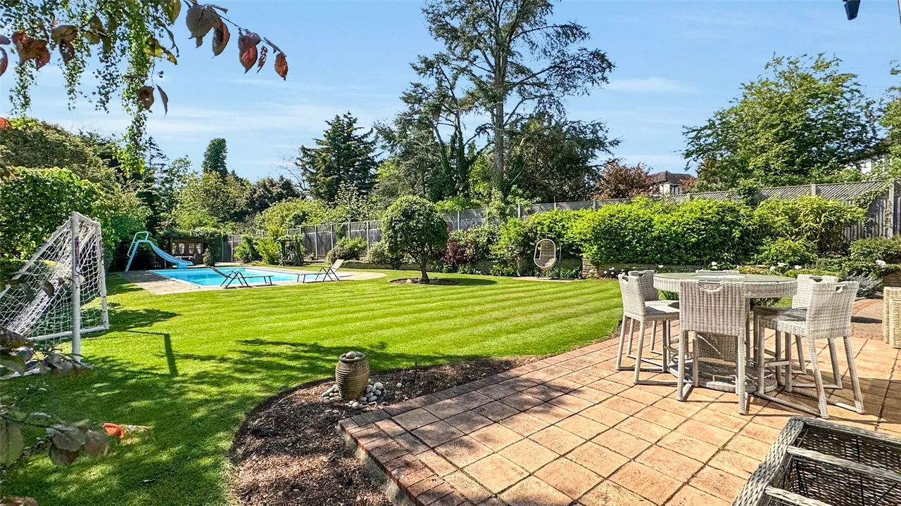 Beech Hill Avenue, Hadley Wood, EN4 0LN, photo 26