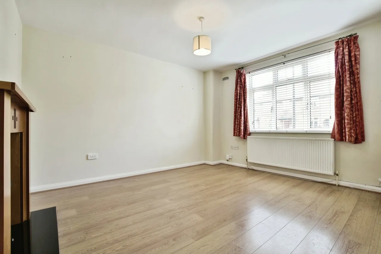 Lee Avenue, Broadheath, Altrincham, WA14, photo 6