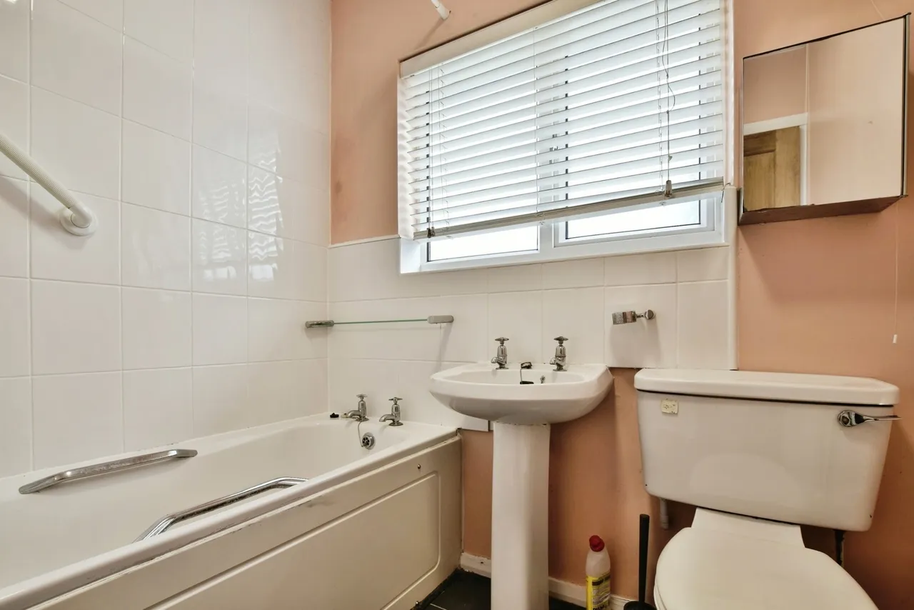 Lee Avenue, Broadheath, Altrincham, WA14, photo 10