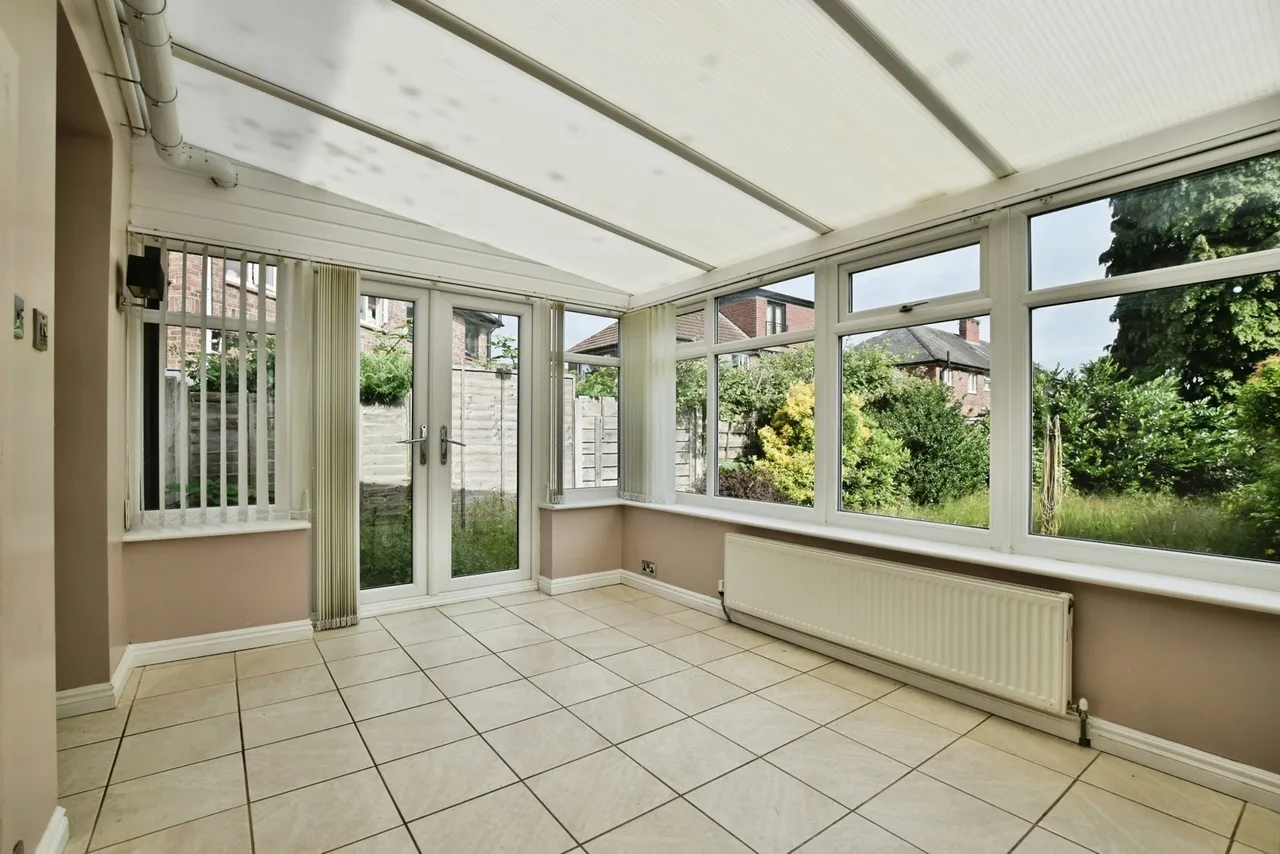 Lee Avenue, Broadheath, Altrincham, WA14, photo 18
