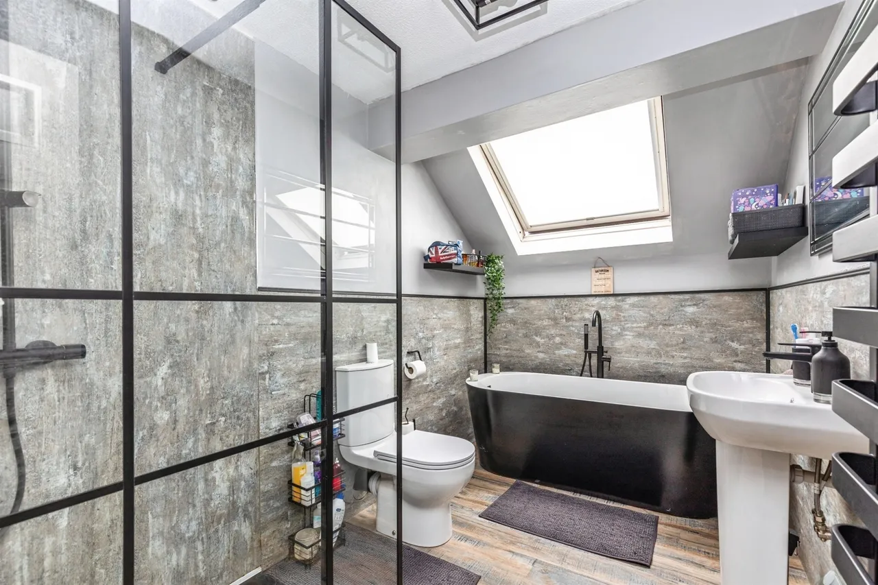 Hoover Close, St. Leonards-On-Sea, photo 12