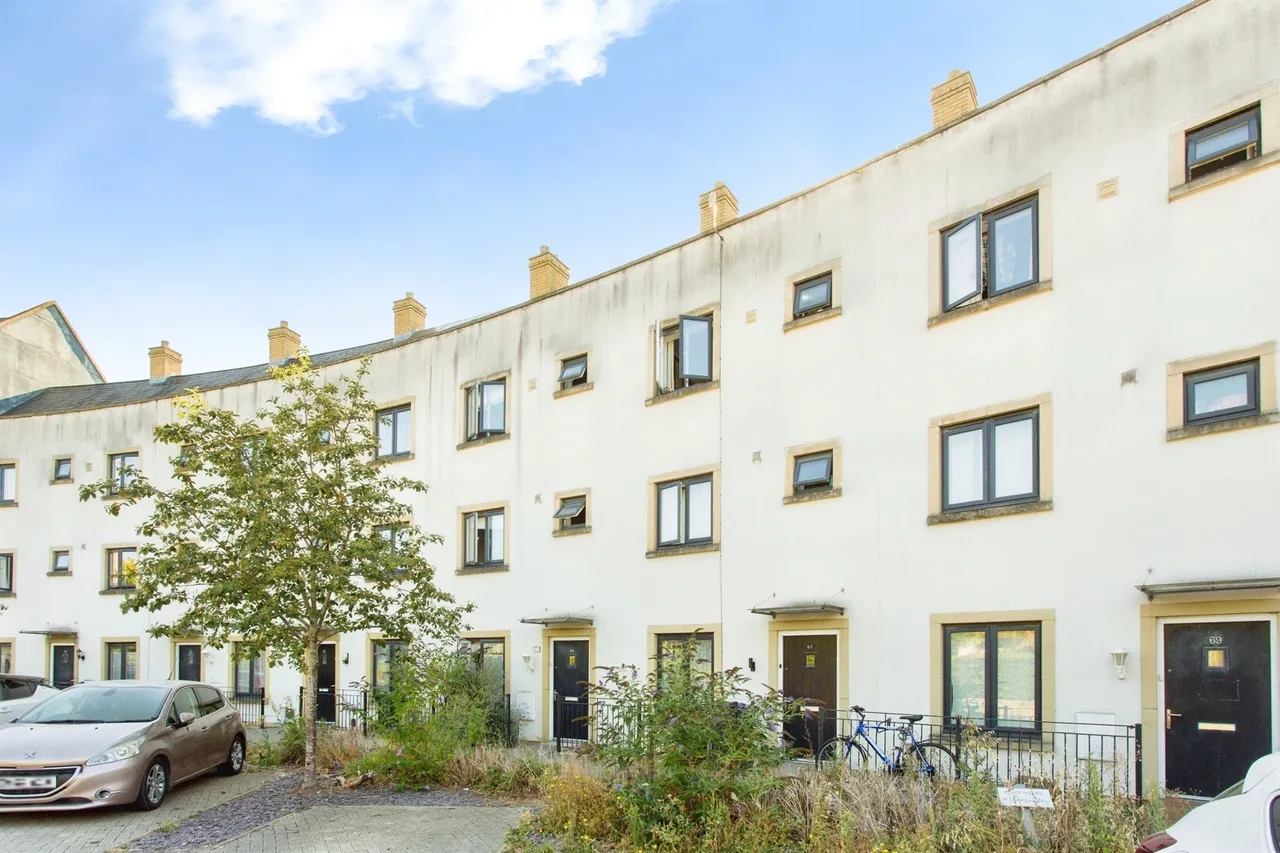 6 bed house for sale, Circus Drive, Cambridge, CB4