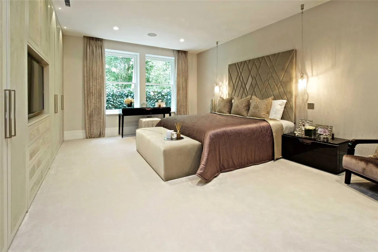 Camlet Way, Hadley Wood, Hertfordshire, EN4 0NX, photo 12
