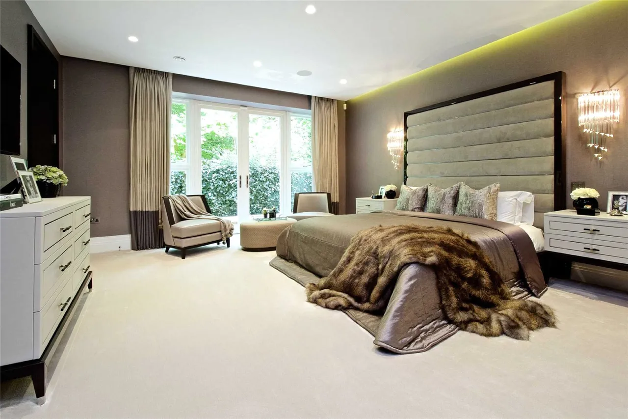 Camlet Way, Hadley Wood, Hertfordshire, EN4 0NX, photo 6