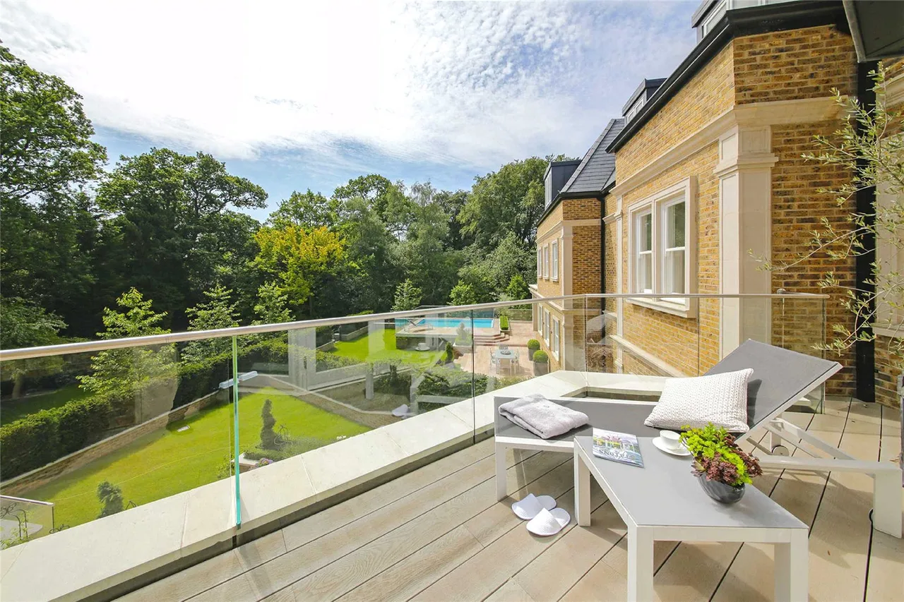 Camlet Way, Hadley Wood, Hertfordshire, EN4 0NX, photo 16