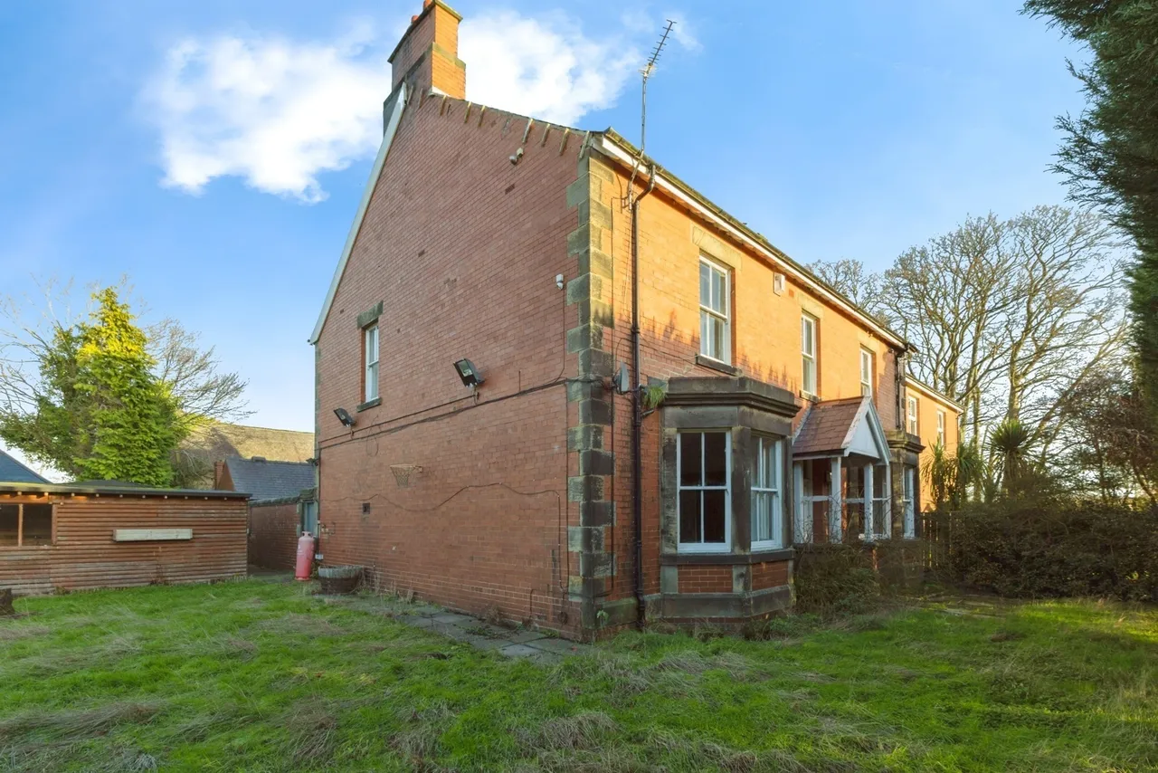 5 bed house for sale — Fisher Lane, Cramlington, Northumberland, NE23