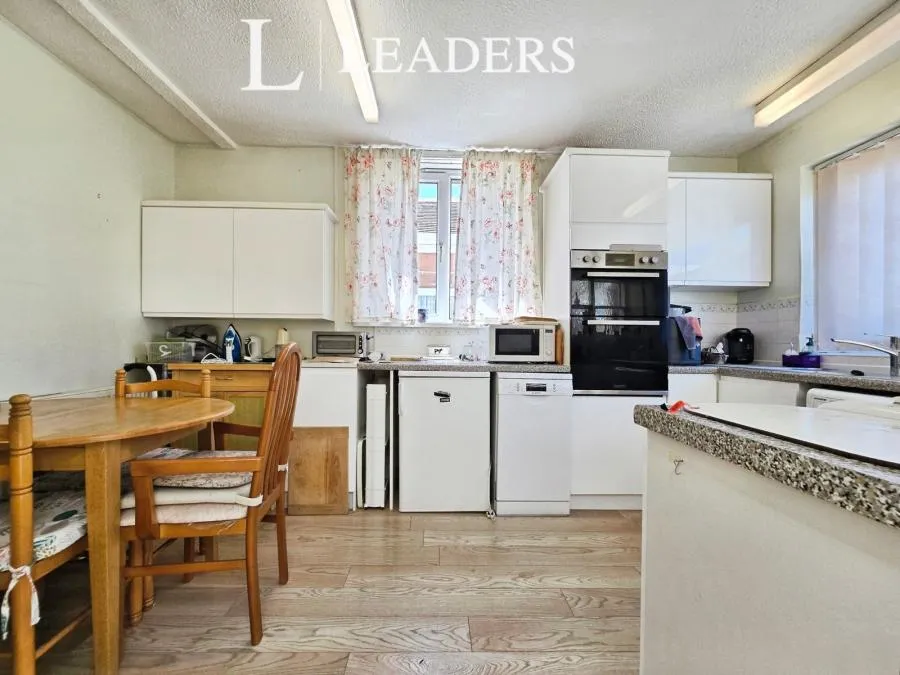 Anns Hill Road, Gosport, PO12, photo 7