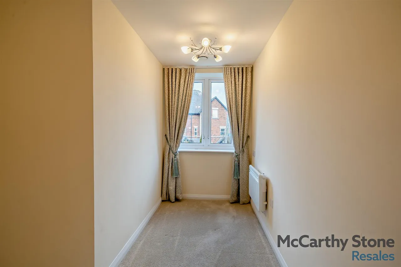 Station Road, Poulton-Le-Fylde, FY6, photo 16