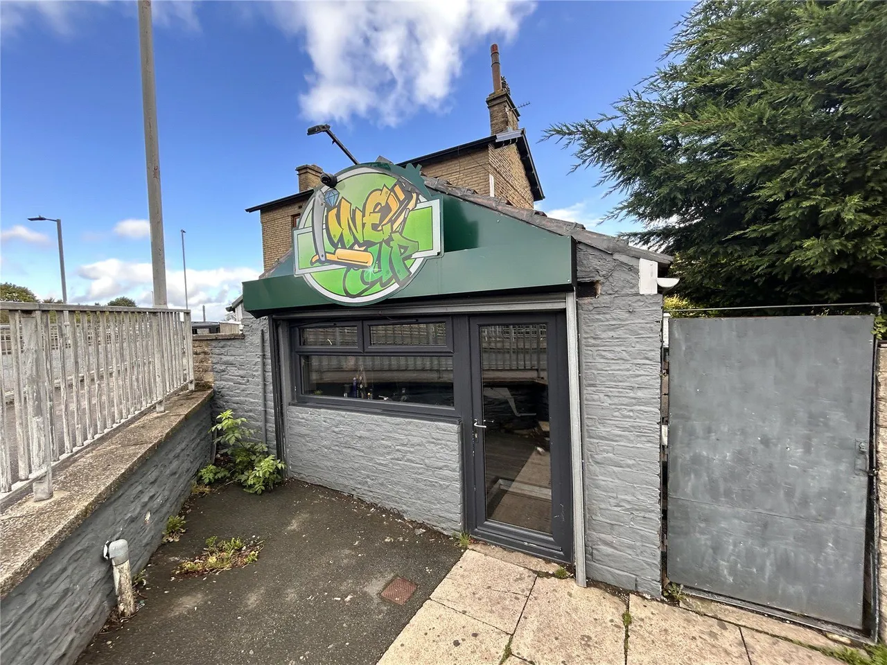 retail for sale, Cleckheaton Road, Bradford, BD6