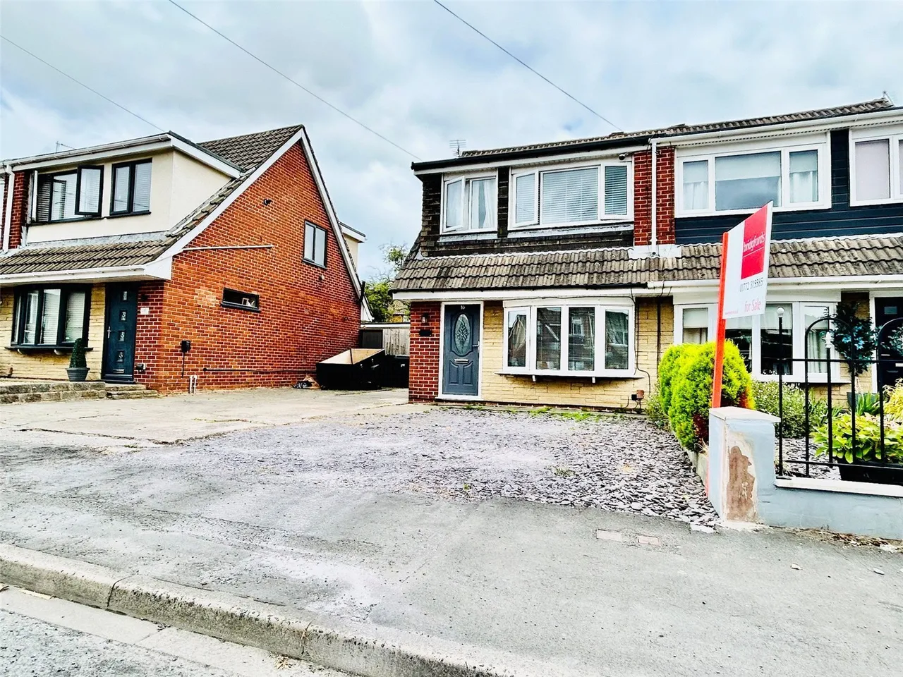 3 bed house for sale — Larchwood Crescent, Leyland, Lancashire, PR25