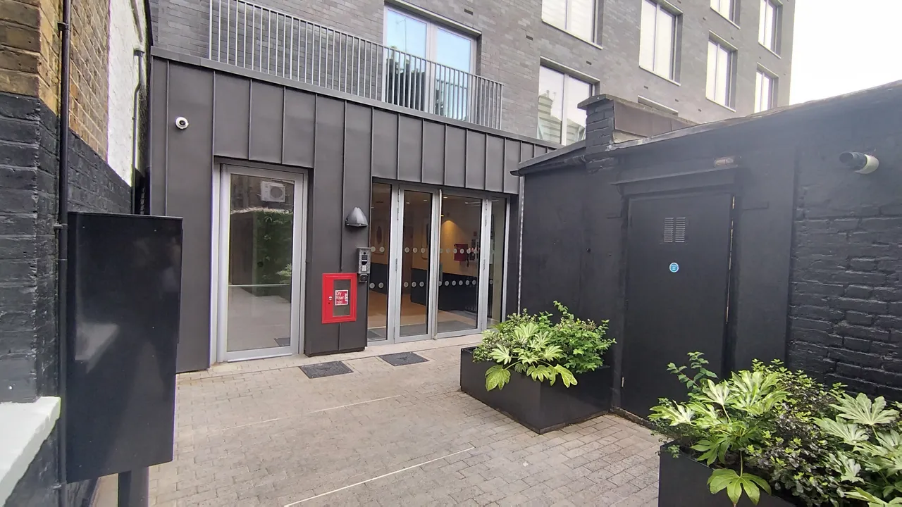 The Apiary, The Mall, W5, photo 12