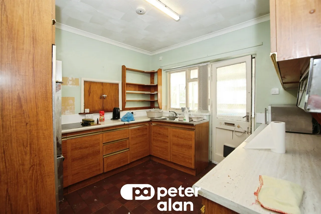 Thorncombe Road, Blackwood, NP12, photo 7