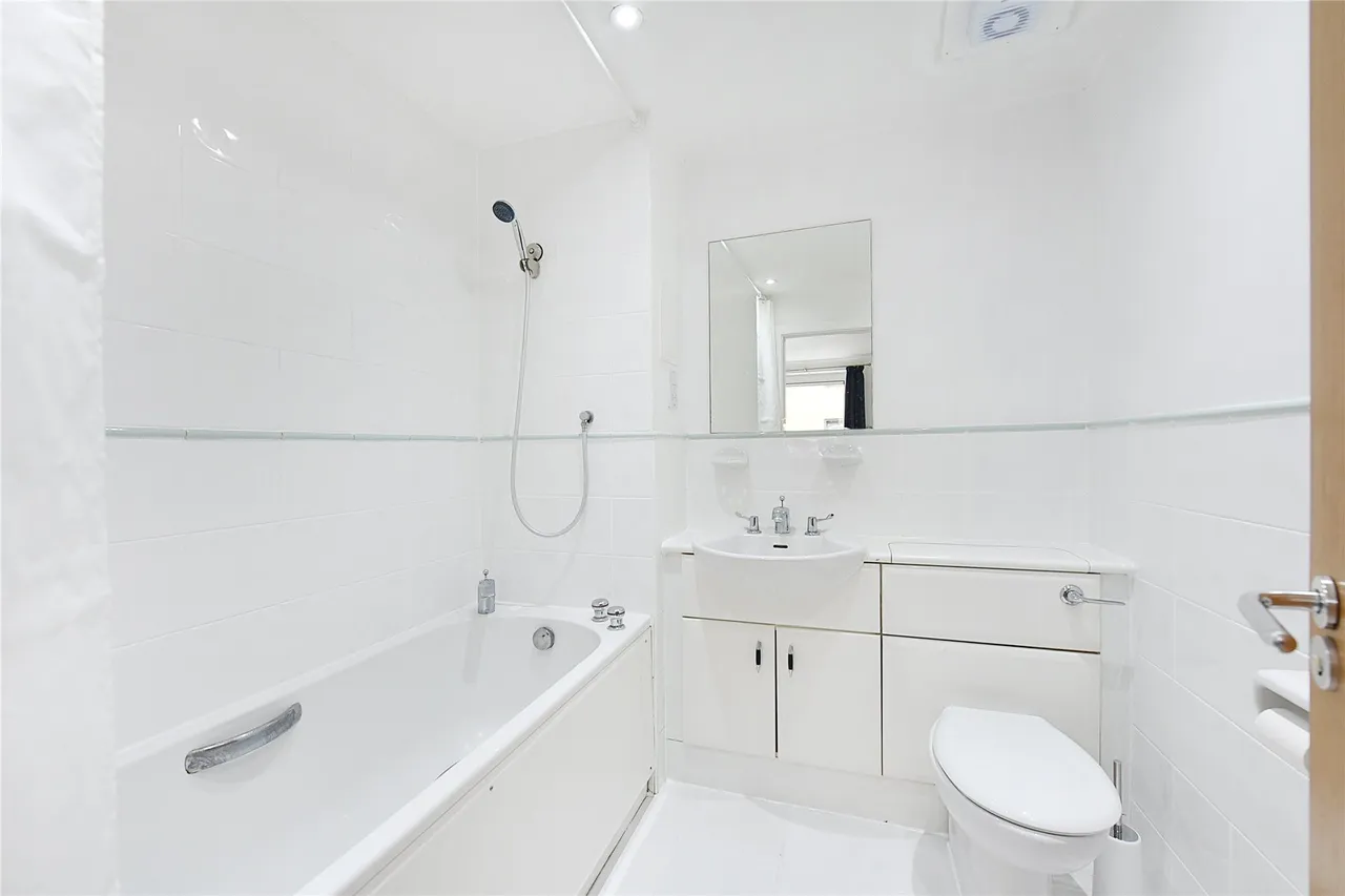 Boardwalk Place, Canary Wharf, E14, photo 7