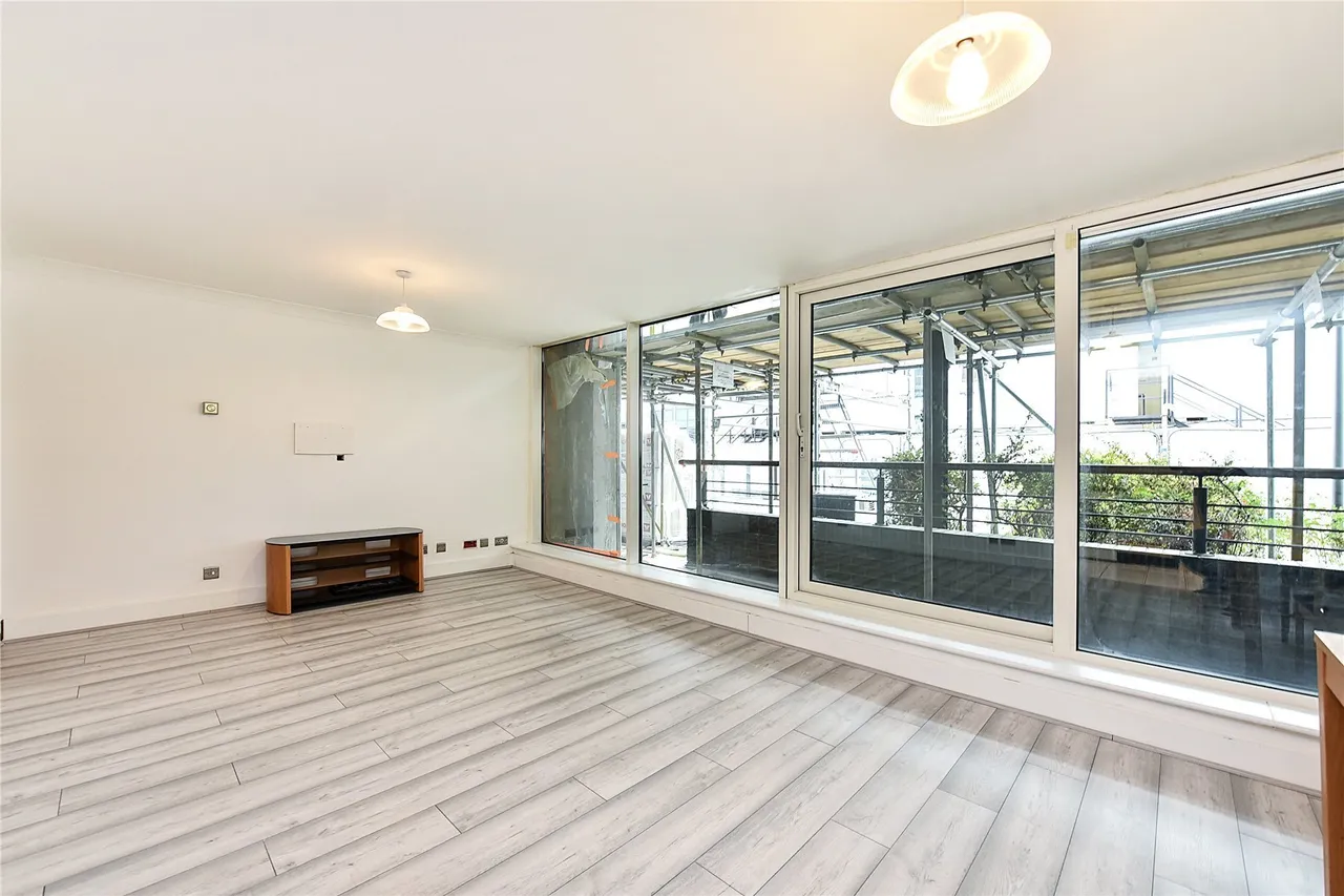Boardwalk Place, Canary Wharf, E14, photo 14