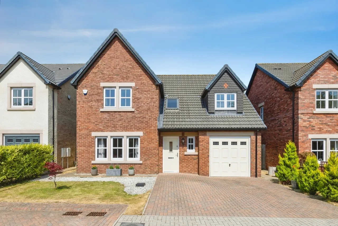 4 bed house for sale — Page Drive, DARLINGTON, County Durham, DL2