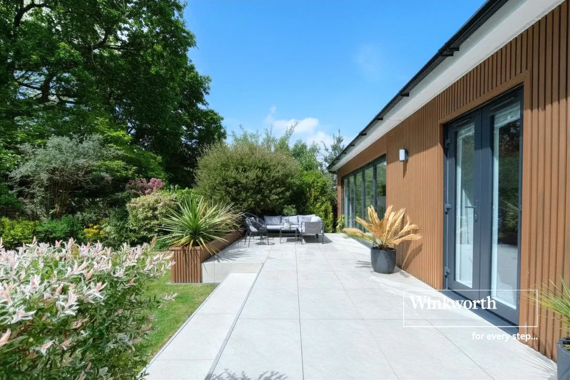 Whincroft Drive, Ferndown, BH22, photo 4