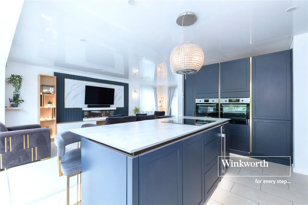 Whincroft Drive, Ferndown, BH22, photo 8
