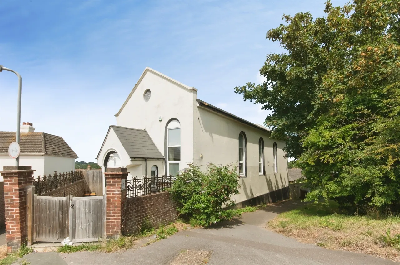 1 bed flat for sale — Chapel Path, Bexhill-On-Sea