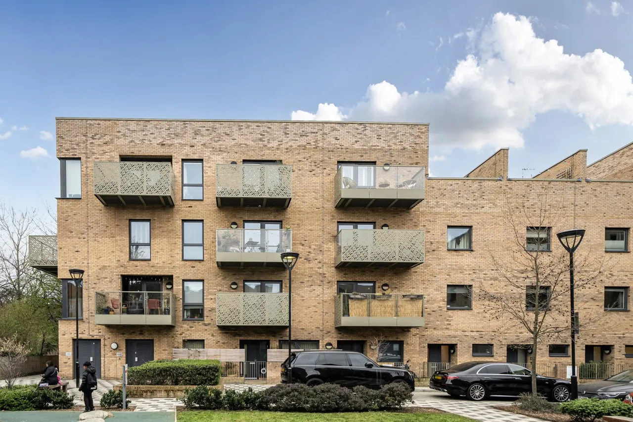 Horsnell Close, SE5, photo 10
