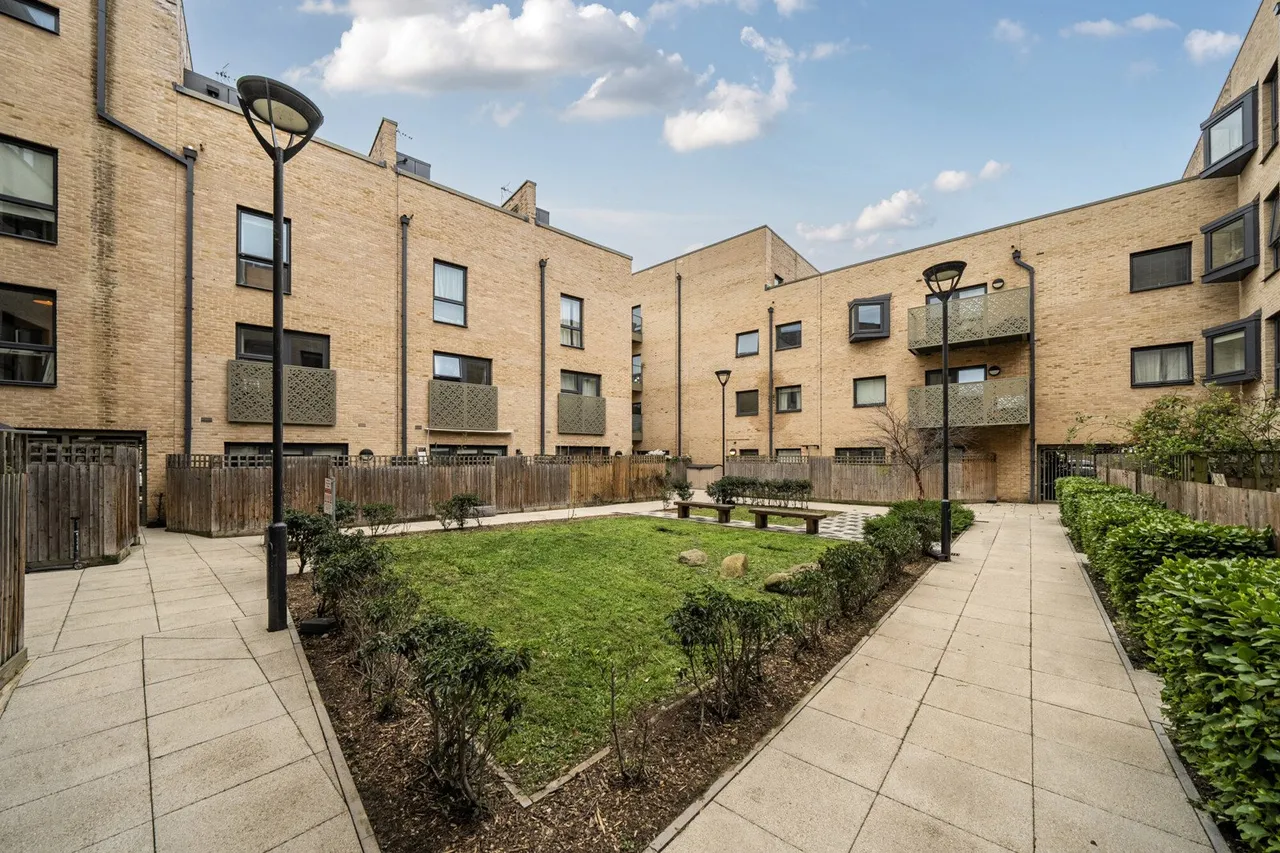 Horsnell Close, SE5, photo 9