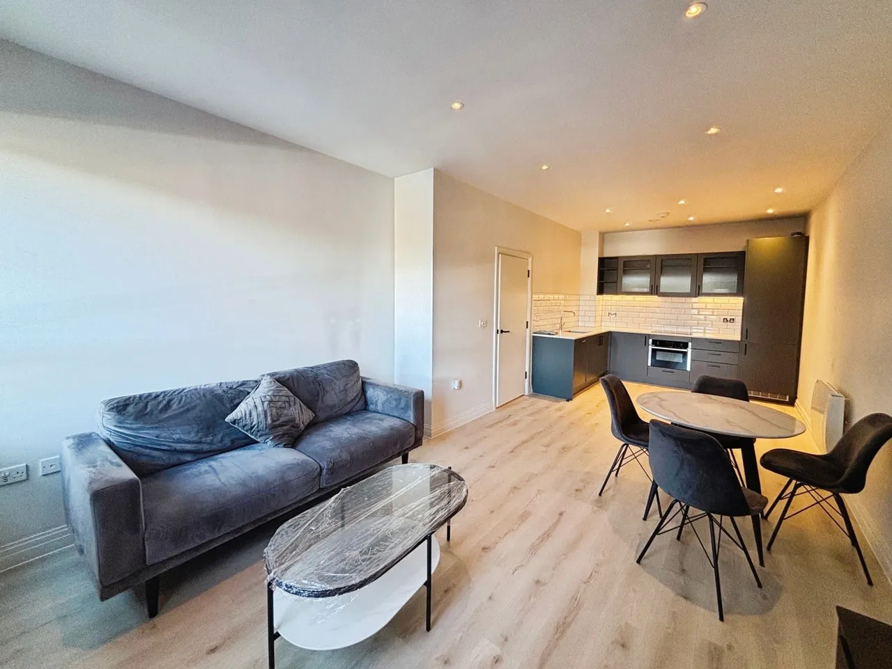 Pembroke Broadway, Camberley, Surrey, GU15 3FB, photo 2