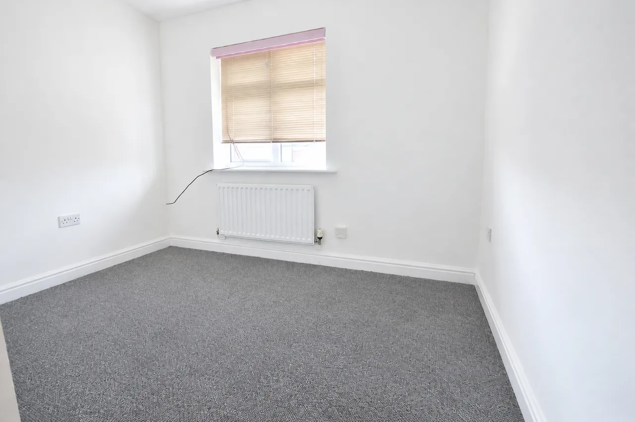 Stockley Crescent, Shirley, B90, photo 12
