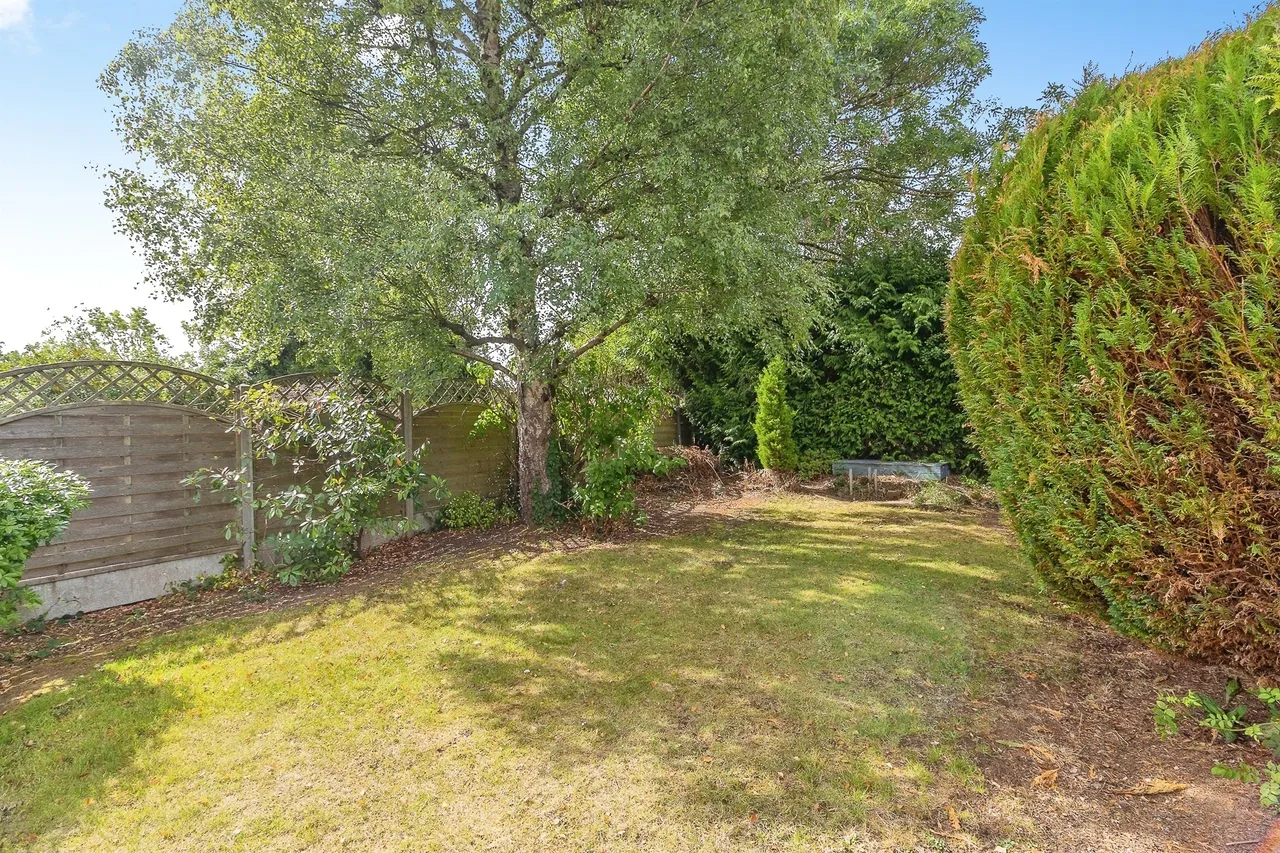 Crowland Road, Luton, LU2, photo 13