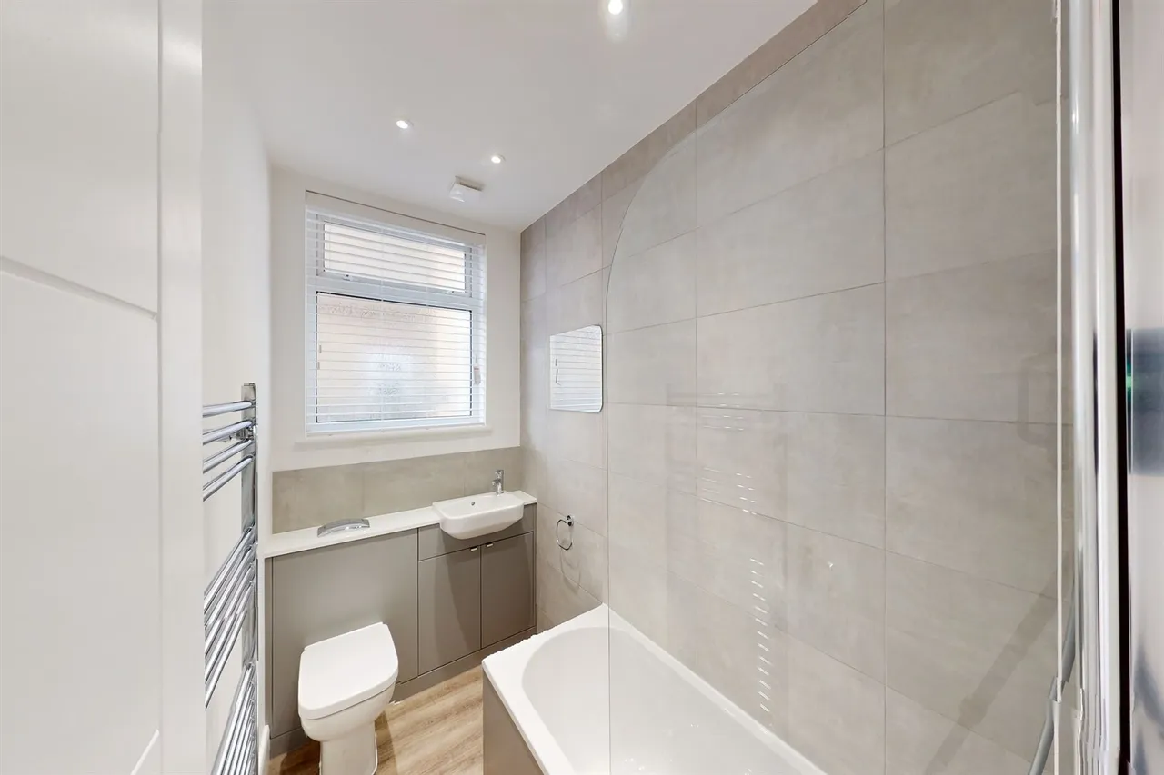 Chingford, London, E4, photo 14