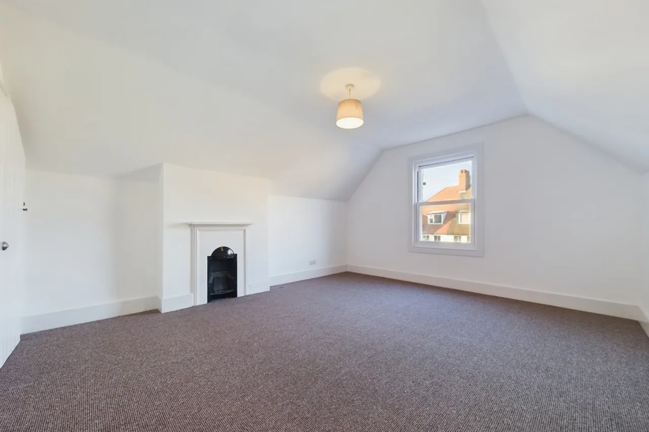 Bouverie Road West, Folkestone, photo 5