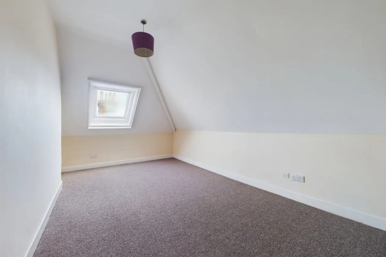Bouverie Road West, Folkestone, photo 12