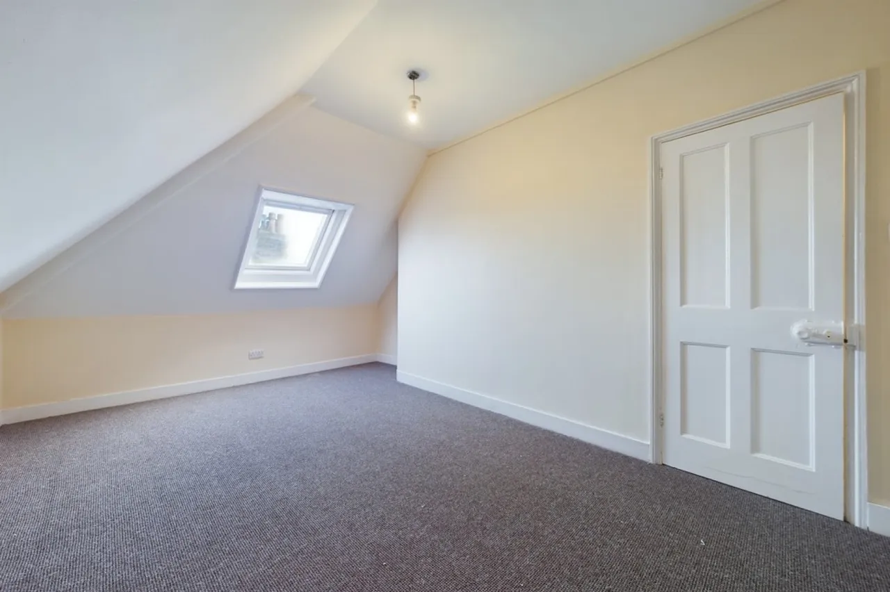 Bouverie Road West, Folkestone, photo 8