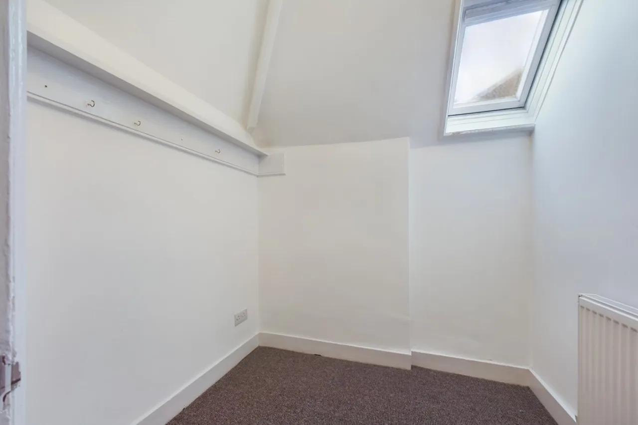 Bouverie Road West, Folkestone, photo 6
