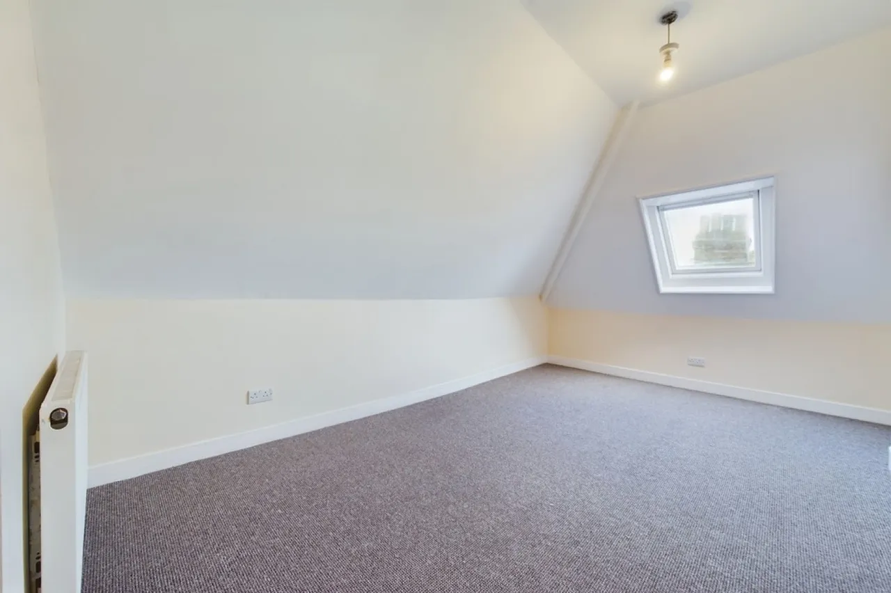 Bouverie Road West, Folkestone, photo 11