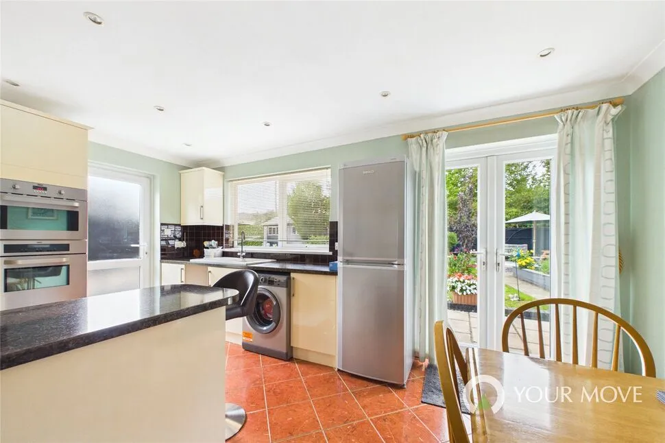 Turner Close, Ditchingham, NR35, photo 3