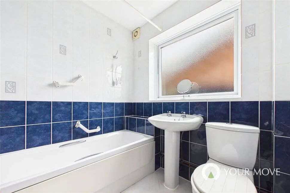 Turner Close, Ditchingham, NR35, photo 10
