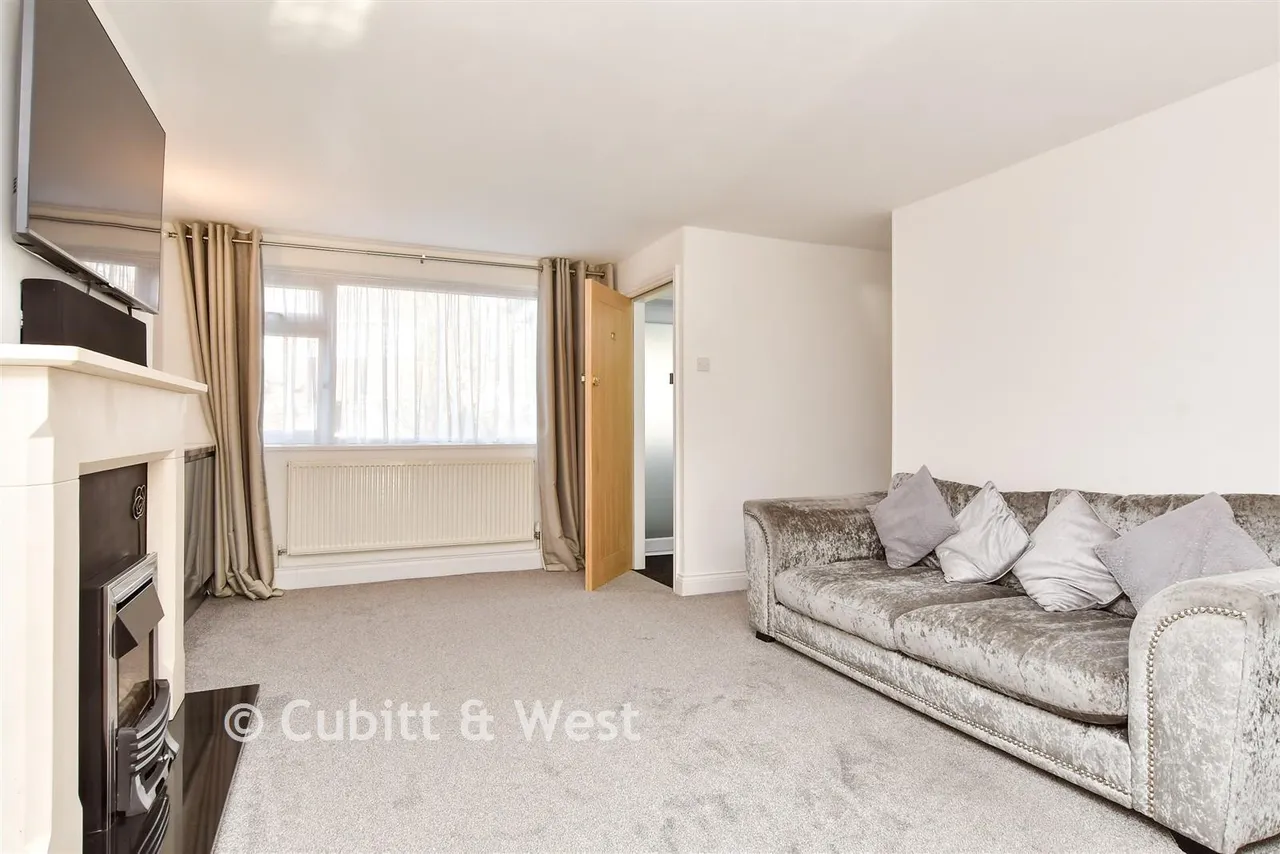 Saffron Close, Shoreham-By-Sea, BN43, photo 5