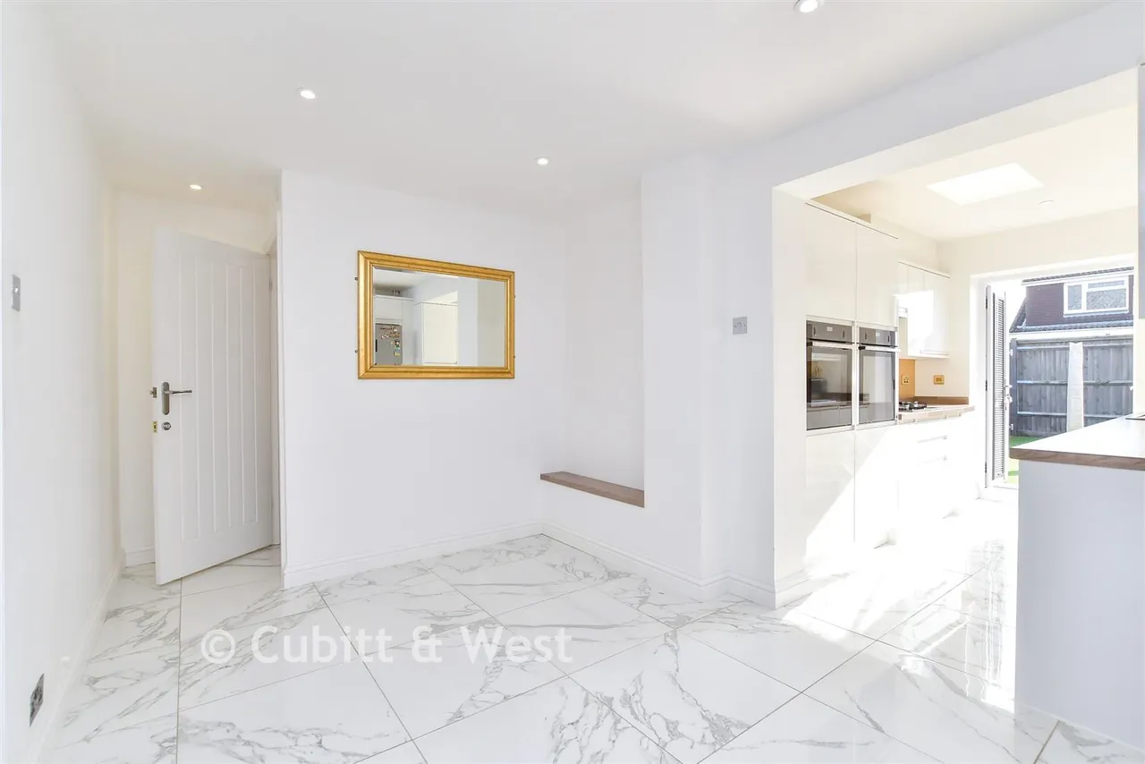 Saffron Close, Shoreham-By-Sea, BN43, photo 16