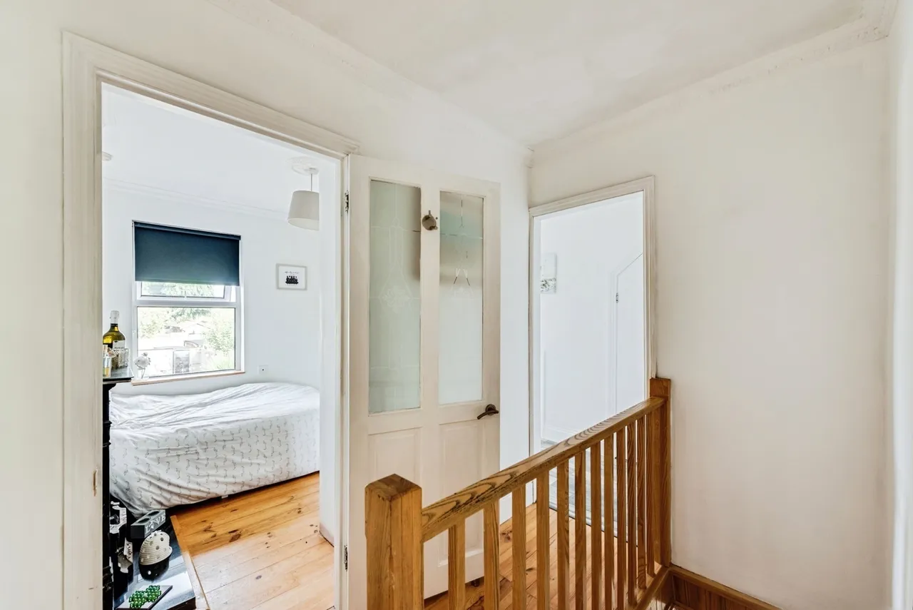 Cheney Manor Road, SWINDON, Wiltshire, SN2, photo 20