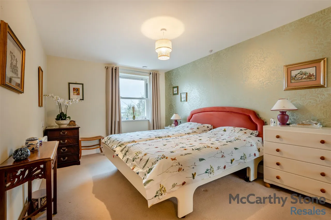 Victoria Road, Malvern, WR14, photo 8