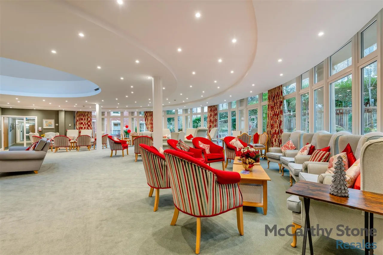 Victoria Road, Malvern, WR14, photo 17