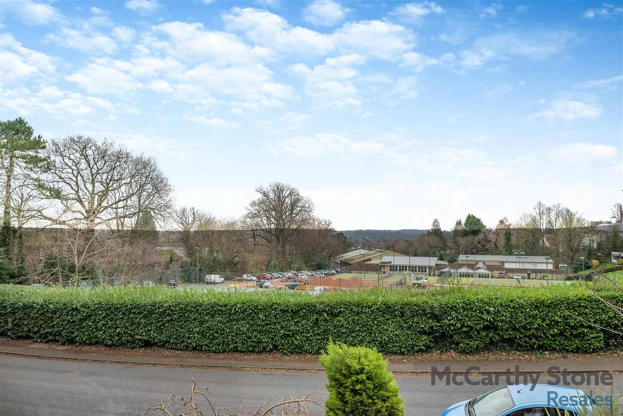 Victoria Road, Malvern, WR14, photo 3