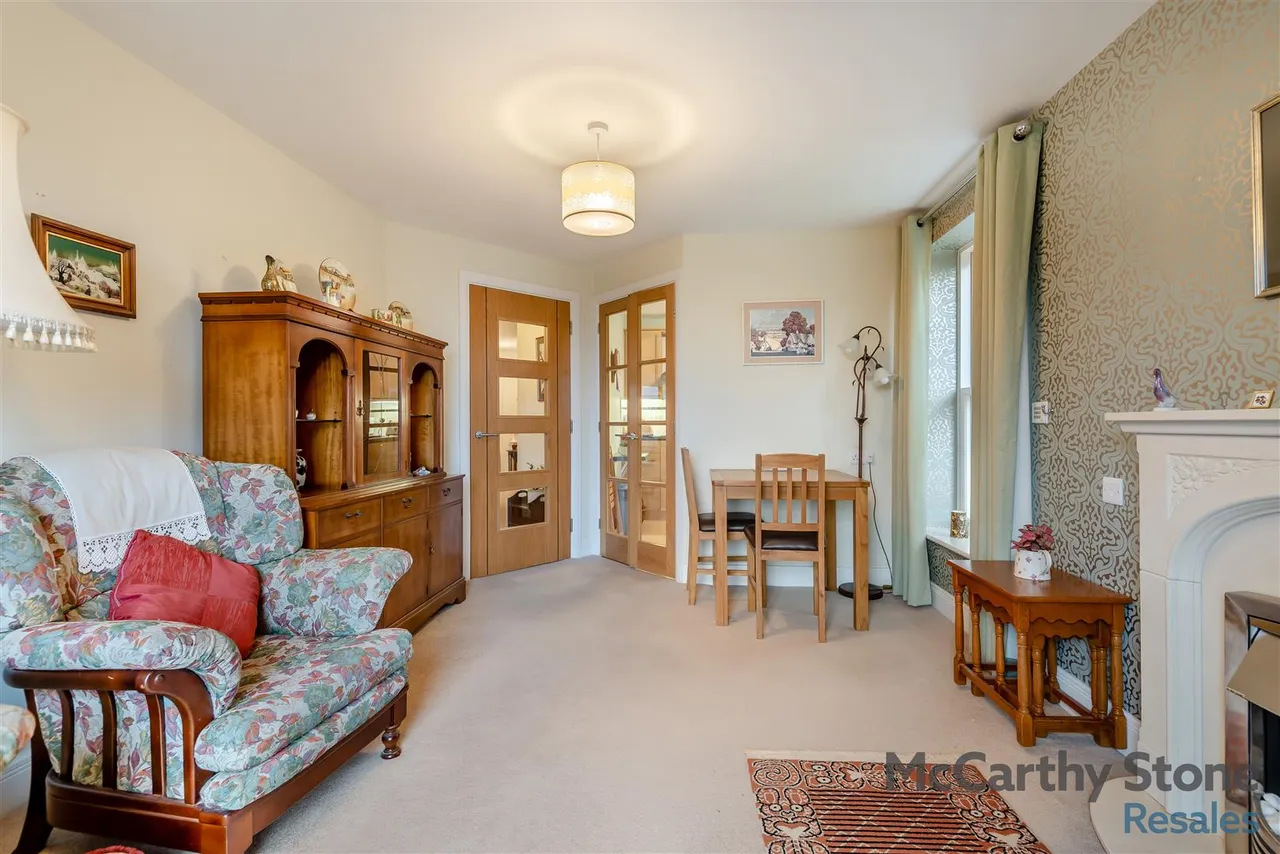 Victoria Road, Malvern, WR14, photo 5