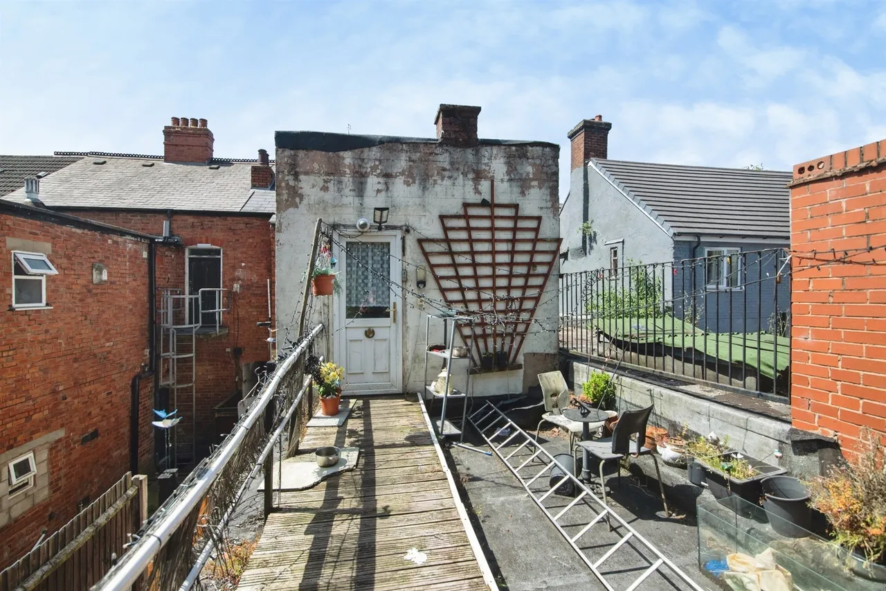 Lichfield Street, Bilston, photo 5