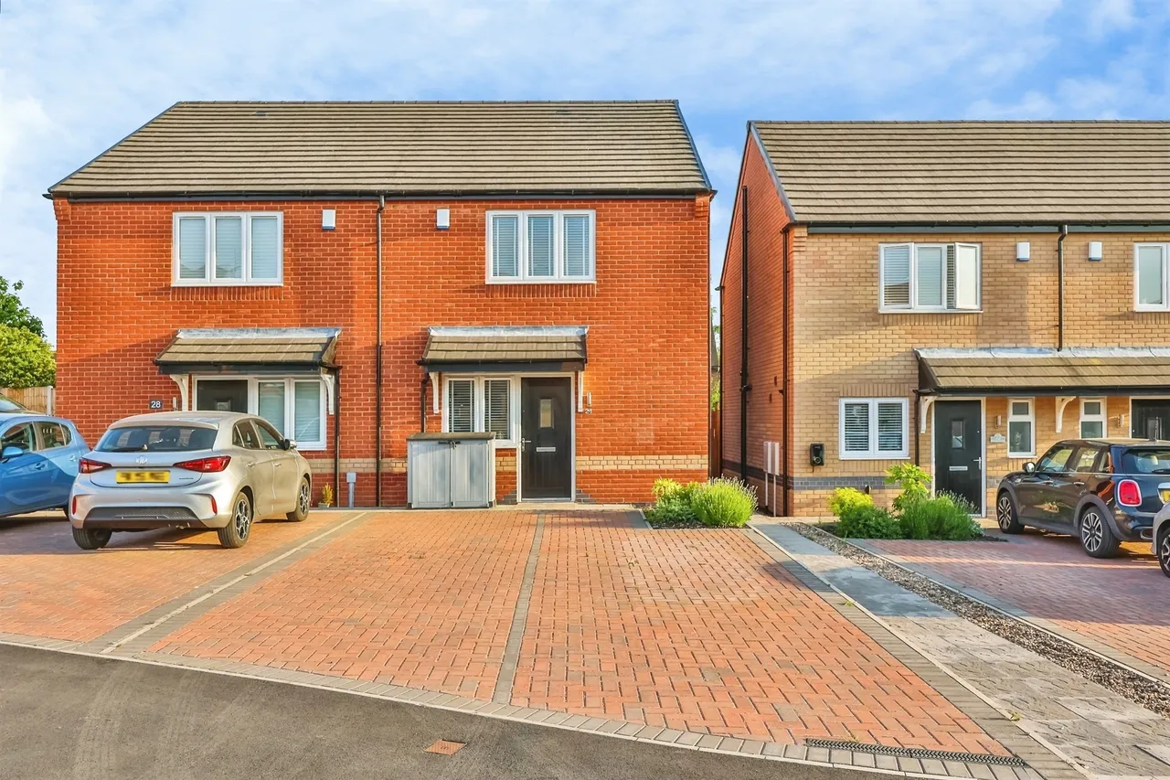 1 bed house for sale, Berne Close, Bestwood Village, NG6