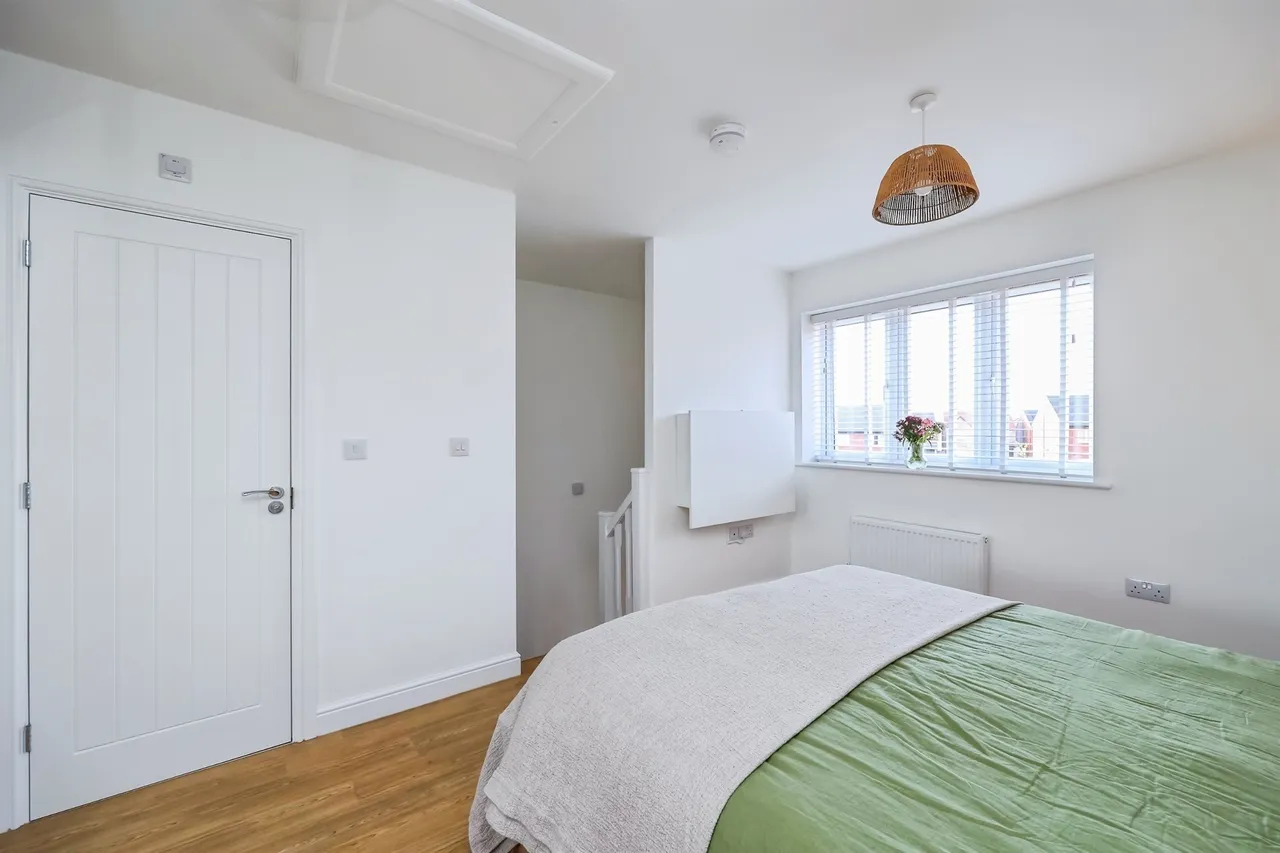 Berne Close, Bestwood Village, NG6, photo 15