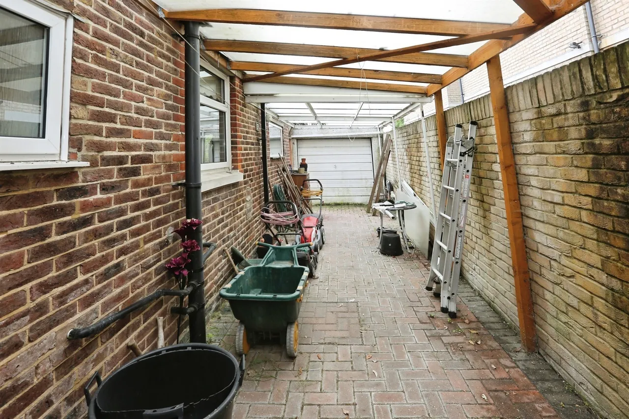 Bury Road, Gosport, PO12, photo 13